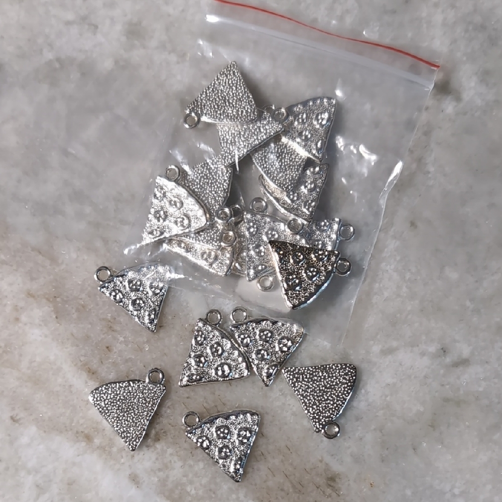 Silver Textured Pepperoni Pizza Charms 18 Piece